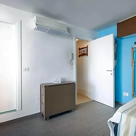 Wepuglia - Porta Blu * Monopoli